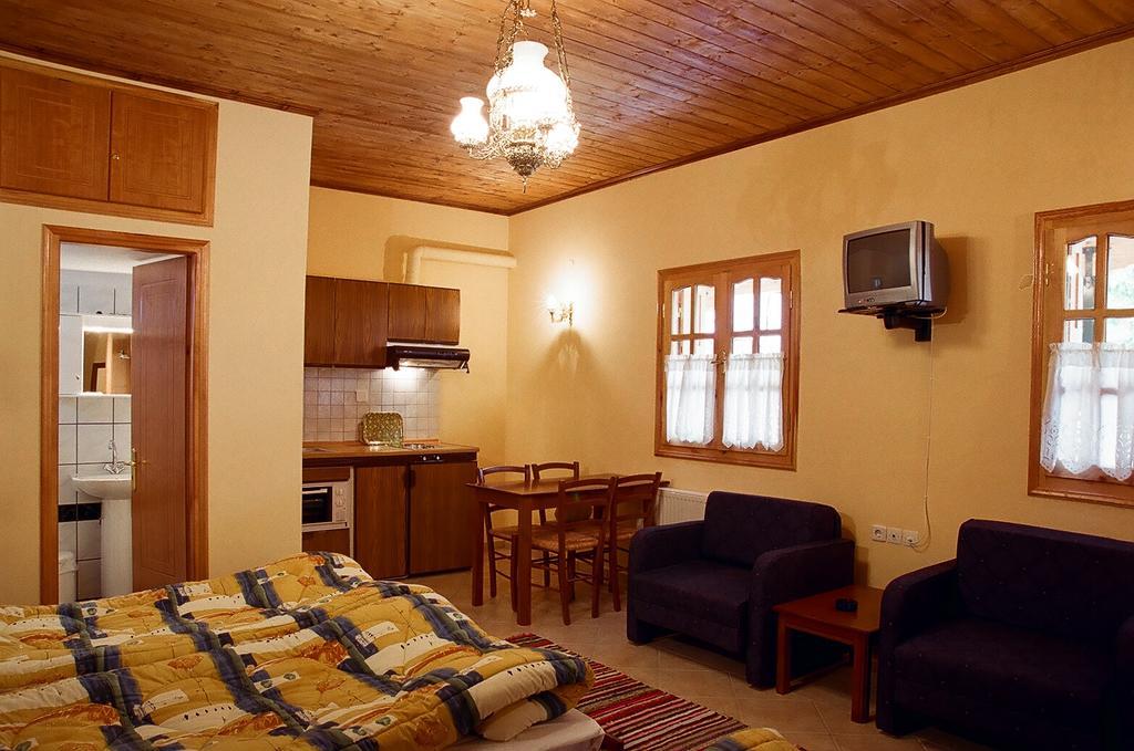 Epavli Antonis Konitsa Exterior foto